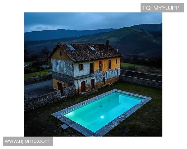 现代泳池设计与创新理念探讨 打造舒适与美观并存的水上空间 现代泳池设计与创新理念探讨 打造舒适与美观并存的水上空间